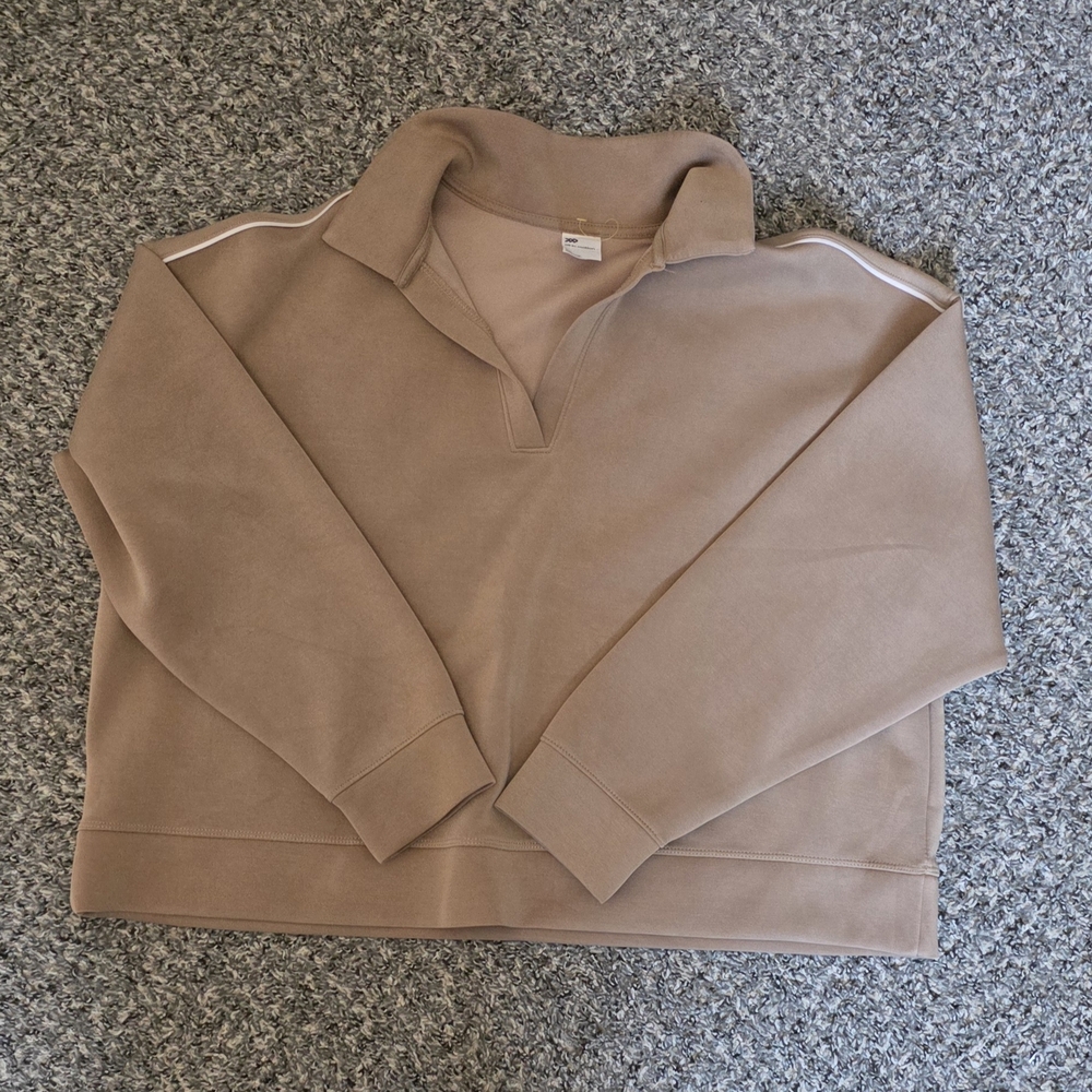 All in Motion Men's V-Neck Tan Sweater